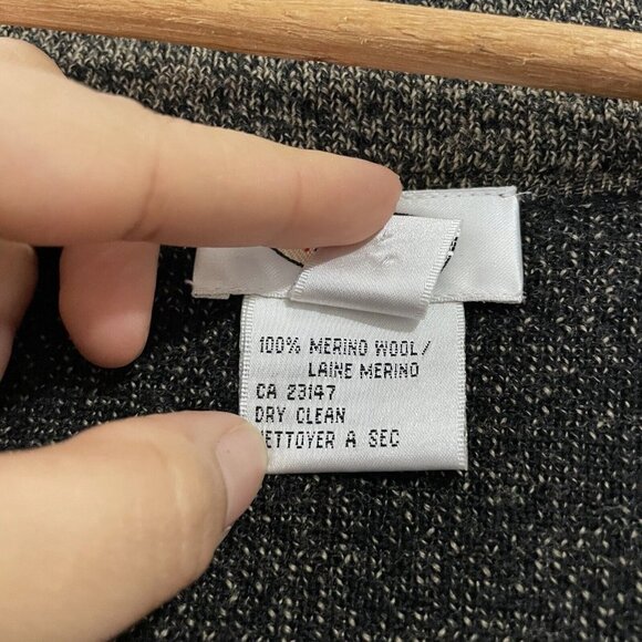 VTG Talbots Size S Black Gold Floral 100% Merino Wool Cardigan w/ Frog Closure - Picture 6 of 16